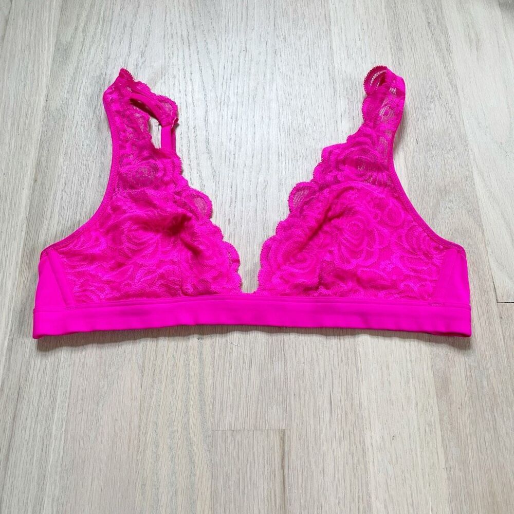 BUY 1 GET 1 FREE VS plunge pink bralette triangle lace soft texture m